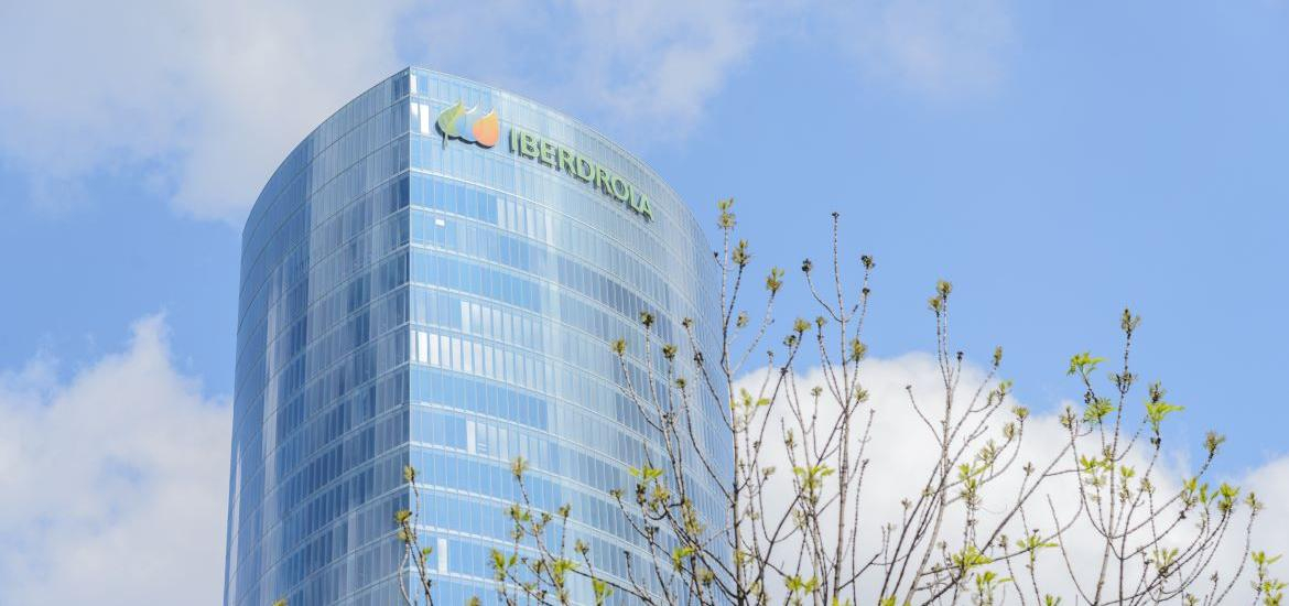 Iberdrola to Invest $15.7 Billion in UK’s Scottish Power