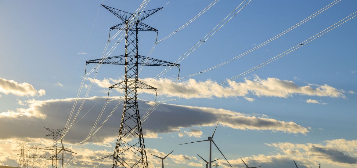 UK Opts for Pylons in Energy Grid Update